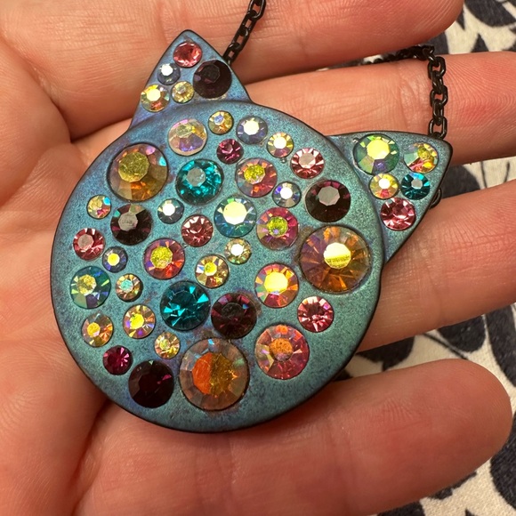 Betsey Johnson Multicolored Sparkle Stone Cat Face Pendant Cable Necklace NWT - Picture 8 of 13